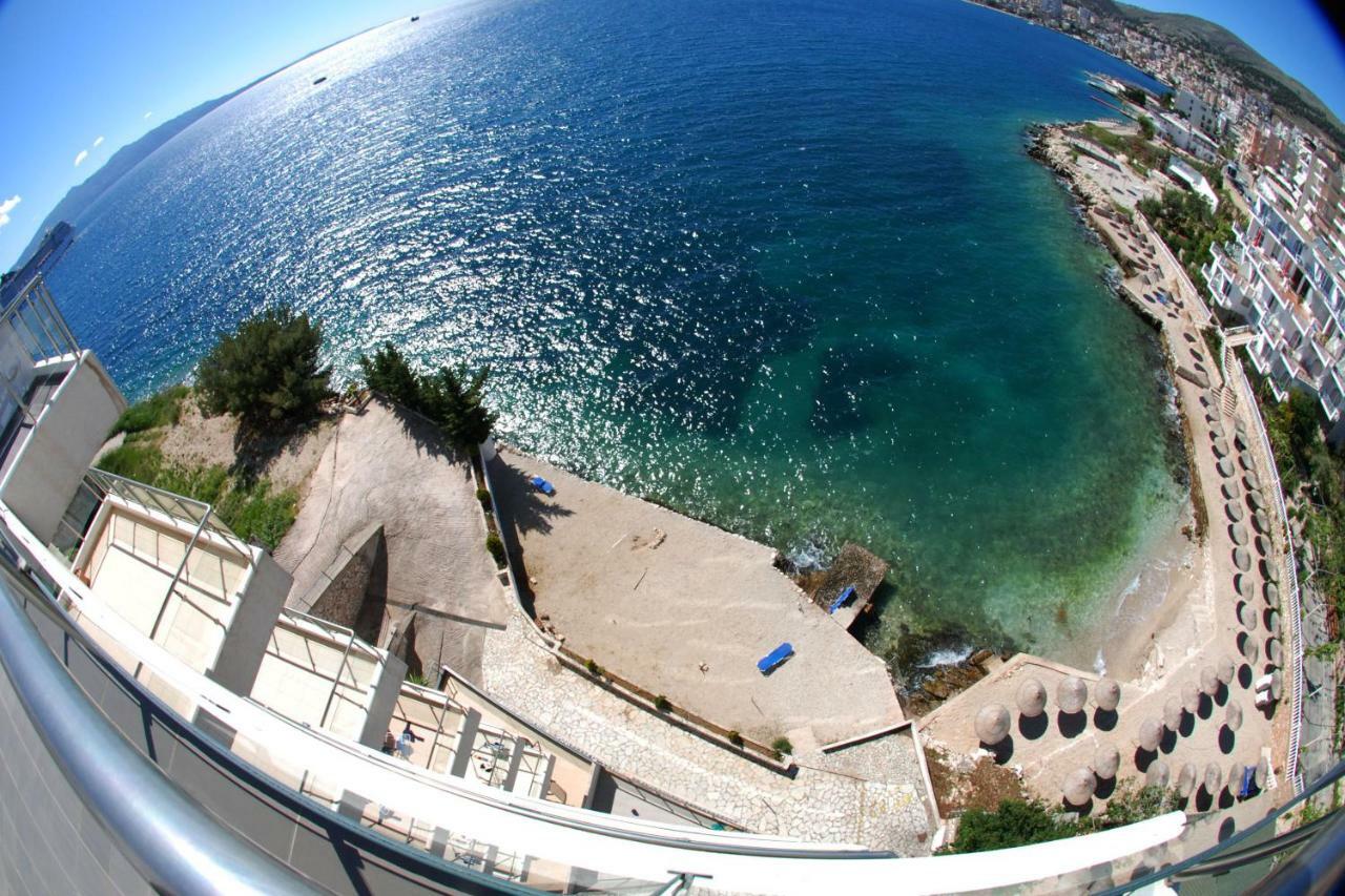 SarandëAzzura Flatsアパートメント エクステリア 写真